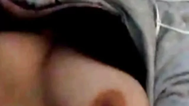 Porno gratuit sans inscription  Écraser le coude, nettoyer le chapeau porn gratuit mature et l'anus, puis planter
