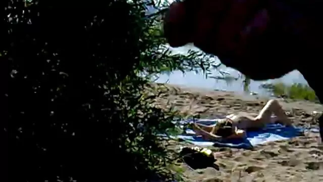Porno gratuit sans inscription  Esclave lèche les gratuit you porn pieds de son amant